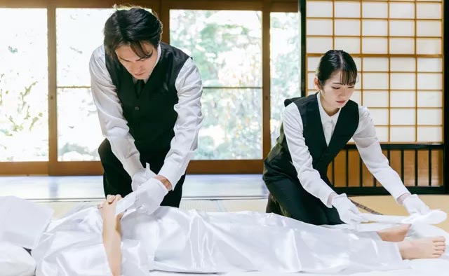 大田区葬儀相談室が和室で故人を丁寧に安置する